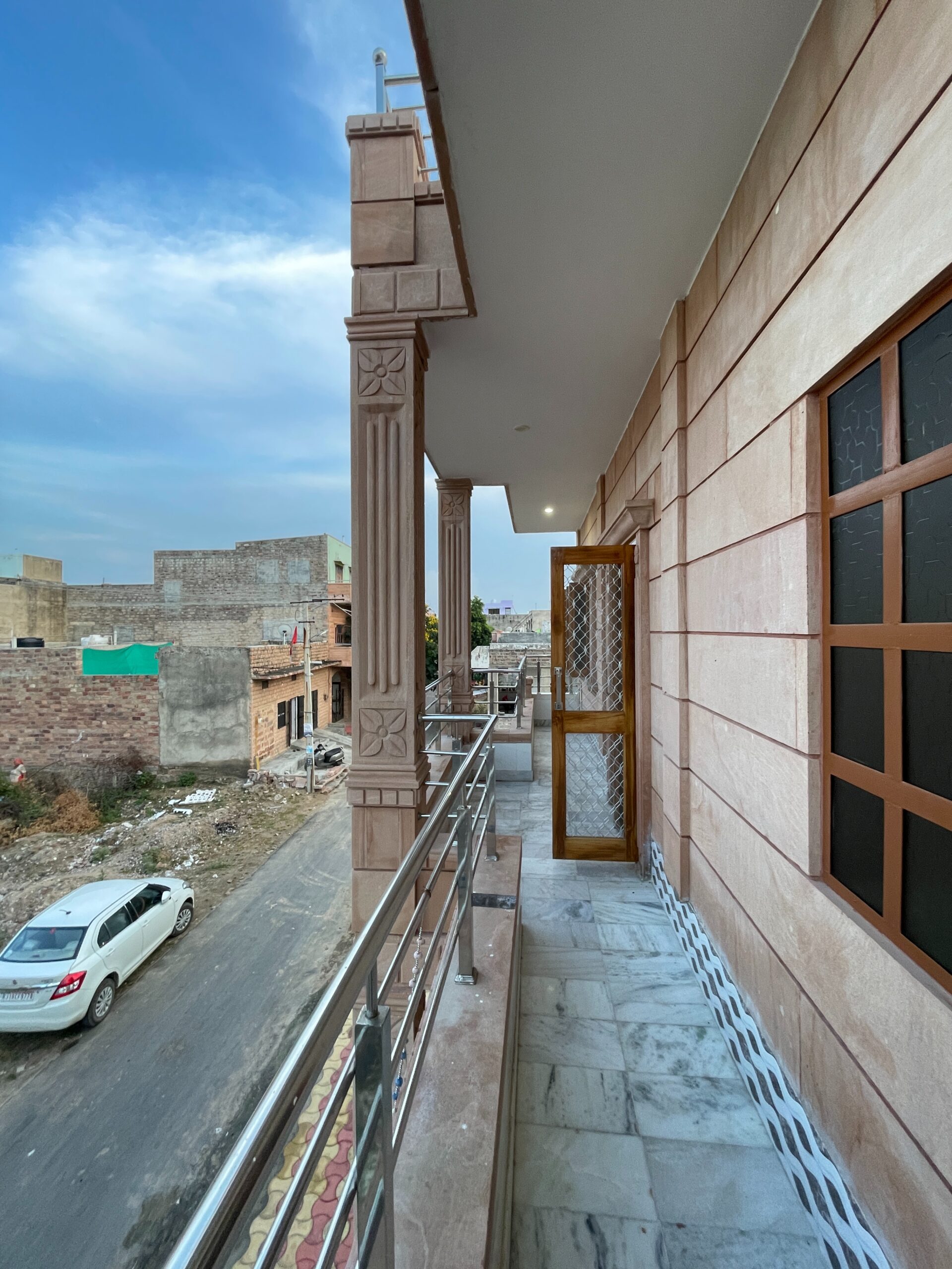 6 Bed Room Luxury Home for Sale