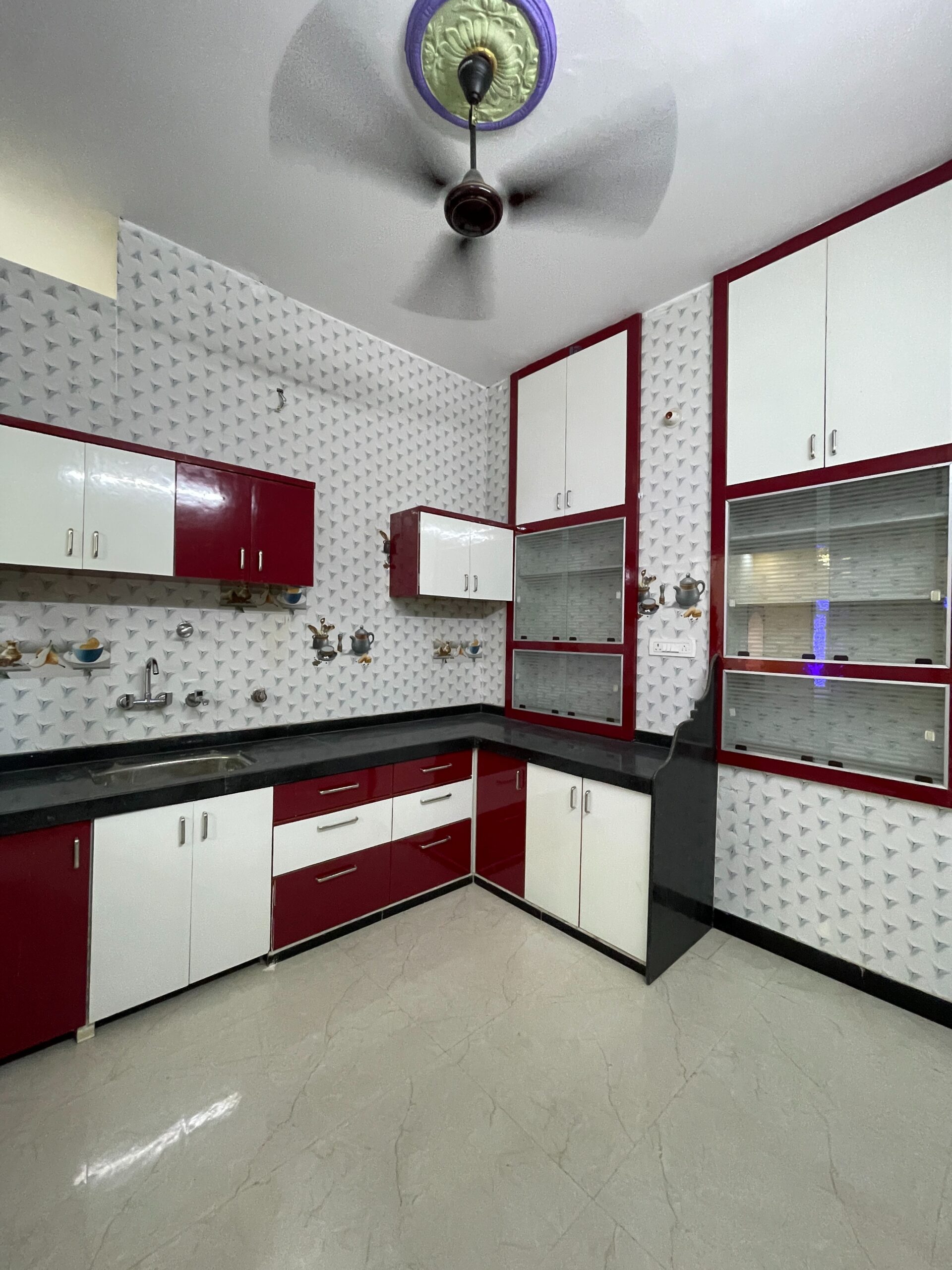 6 Bed Room Luxury Home for Sale